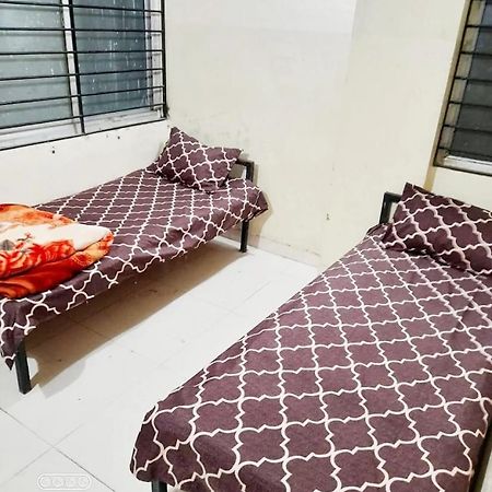 Aashiyana Boys Hostel 인도르 외부 사진